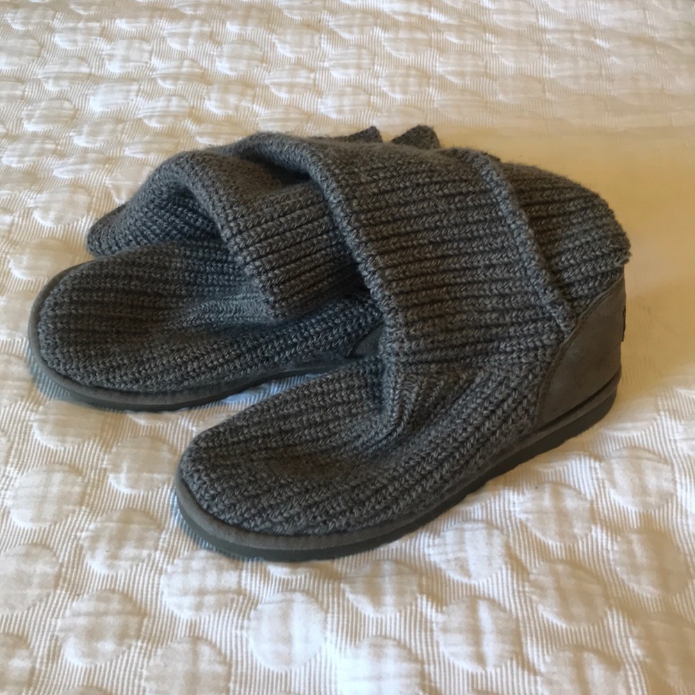 Ugg knit boots